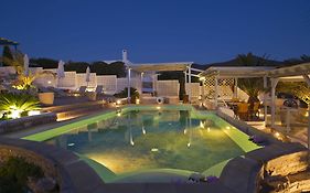 Blue Dolphin Antiparos Villas And Suites